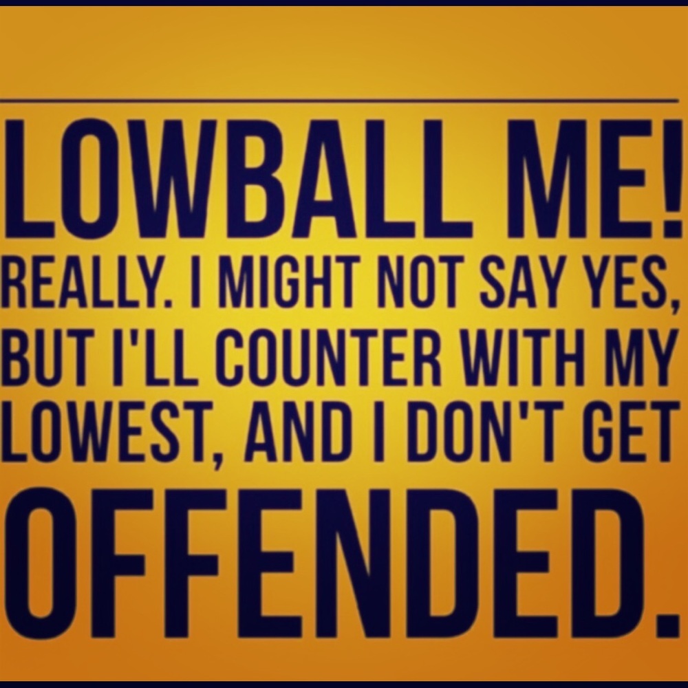 Make an Offer & Clear my Closet🖤